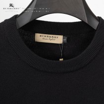 BURBERRY秋冬新款毛衣  上身無可挑剔