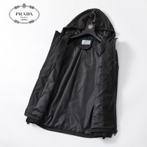 PRADA 秋冬新款夾克