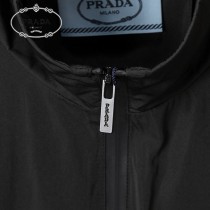 PRADA 秋冬新款夾克