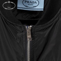 prada 秋冬新款夾克