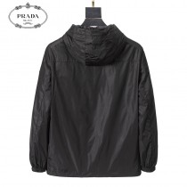 PRADA秋冬新款連帽夾克