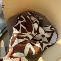 LV 秋冬新款大驢家Medallion 圍巾