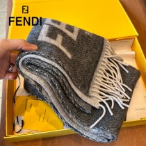 Fendi芬迪秋冬最新款雙面提花圍巾