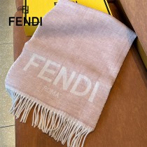 Fendi芬迪秋冬最新款雙面提花圍巾