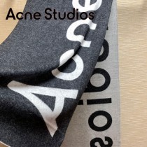 Acne Studios Canada繫列羊毛圍巾