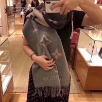 LV Reykjavik 漸變經典 Monogram 圖案山羊絨圍巾
