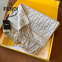 Fendi高版本今年最火的圍巾