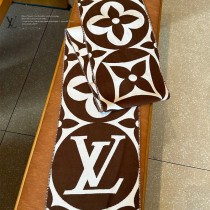 LV 秋冬新款大驢家Medallion 圍巾
