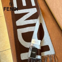 Fendi 23年最新款拼色圍巾
