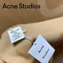 Acne Studios Canada繫列羊毛圍巾