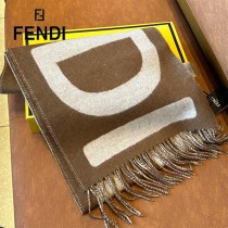 Fendi 23年最新款拼色圍巾