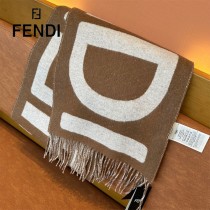 Fendi 23年最新款拼色圍巾