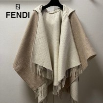 FENDI 最新款外套式鬥篷兩面穿帶帽子
