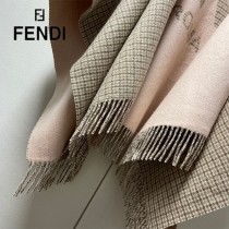 FENDI 最新款外套式鬥篷兩面穿帶帽子