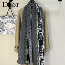 Dior最新Oblique 印花雙面圍巾