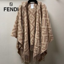 Fendi限量款連帽鬥篷披肩純羊絨