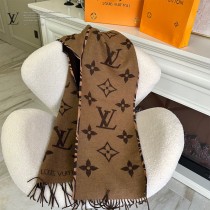 LV 新款Tigergram 連帽圍巾