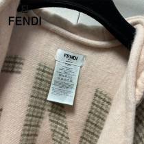 FENDI 最新款外套式鬥篷兩面穿帶帽子