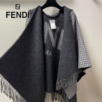 FENDI 最新款外套式鬥篷兩面穿帶帽子