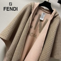 FENDI 最新款外套式鬥篷兩面穿帶帽子