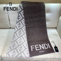 Fendi Roma 超大雙面圍巾