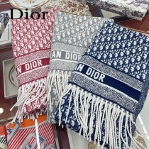 Dior新款羊絨圍巾