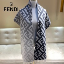 Fendi Roma 超大雙面圍巾