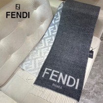 Fendi Roma 超大雙面圍巾
