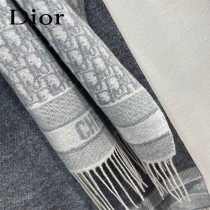 Dior最新款Oblique印花圍巾