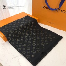 Lv披肩此款Shine Monogram披肩
