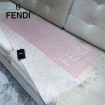 Fendi Roma 超大雙面圍巾