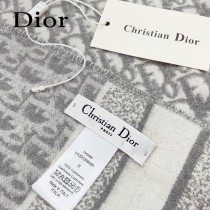 Dior新款羊絨圍巾