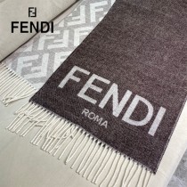 Fendi Roma 超大雙面圍巾