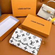 LV  化妝刷羊毛散粉刷修容刷腮紅刷粉底刷全套禮盒裝