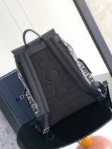 高版本DIOR 馬鞍雙肩背包  型號1VOBA088YKY_H26E_TU