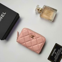 Chanel 进口羊皮和球纹牛皮卡包钱包