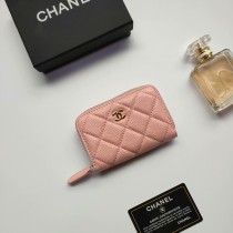 Chanel 进口羊皮和球纹牛皮卡包钱包