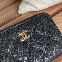Chanel 进口羊皮和球纹牛皮卡包钱包
