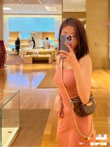 M82335 Mini Bumbag 手袋