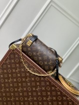 M20250 老花 本款 Slim Trunk 手袋