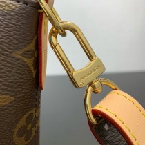 M26532 Neo Lockit PM靈感來自1958年柯德莉夏萍曾攜帶的旅行手挽袋