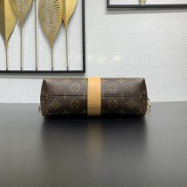 M26191  Pochette Mia 手袋