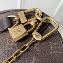 M13904  烏木色 Speedy P9 Bandoulière 30 手袋