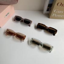miumiu繆繆 歐美大牌男女款方框太陽眼鏡