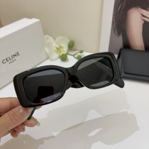 Celine賽琳  凱旋門方框大鏡腿太陽鏡